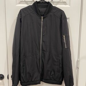 Black men’s bomber jacket
